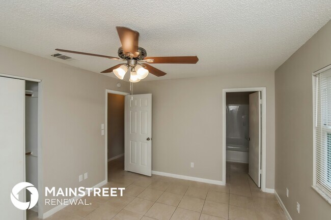 Building Photo - 995 Armstrong Rd SE