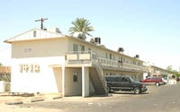 Building Photo - Willetta