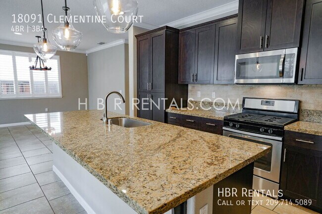 Building Photo - 18091 Clementine Ct