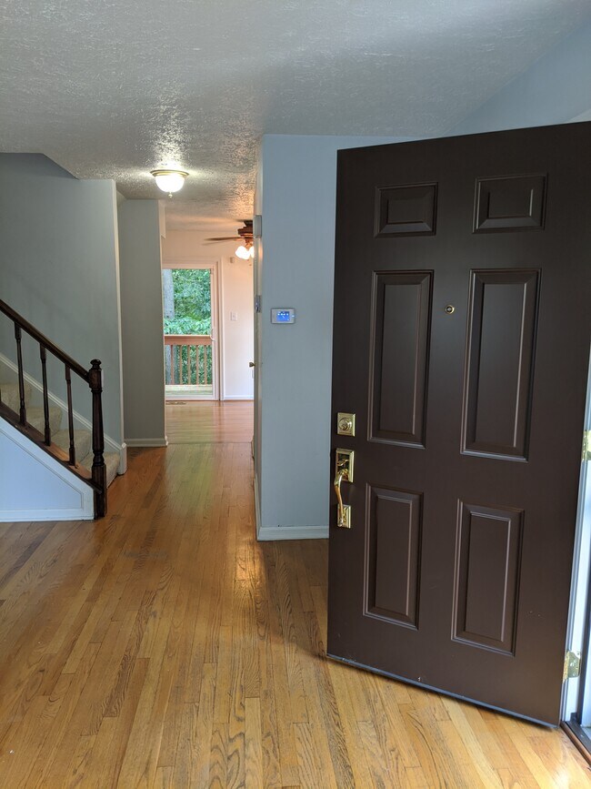 Building Photo - 13533 Ambassador Dr