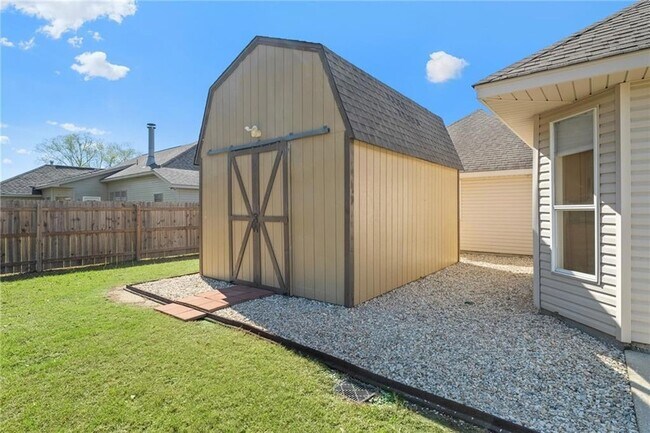 Building Photo - 409 Gainesway Dr