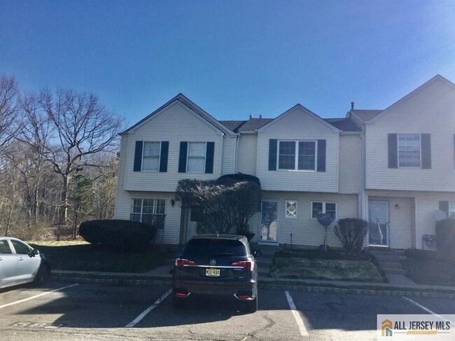 Building Photo - 682 Darlington Dr