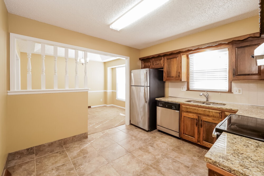 Building Photo - 7502 E 132 Terrace