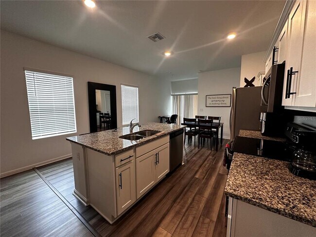 Building Photo - 35576 Shade Fern Ln