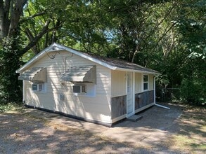 Building Photo - Cute 1BR / 1 BA Cottage in East Nashville