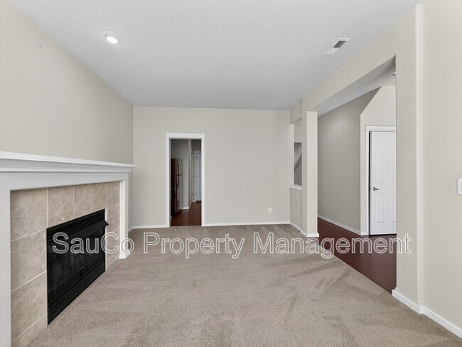 Building Photo - 7261 NE Stoneybrook St