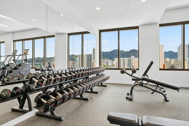 Building Photo - 1515 Liona St