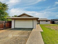 Building Photo - 7807 Colwyn Ave