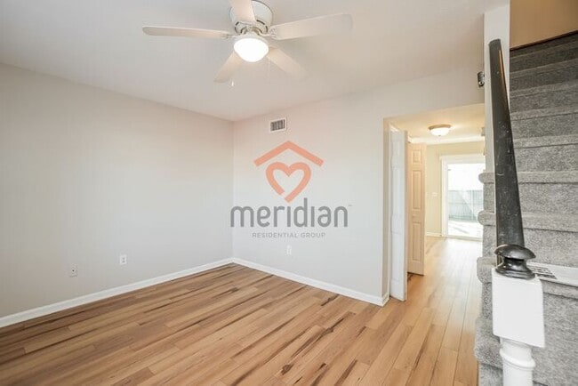 Building Photo - Charming 2-Bedroom Townhome in Prime West Ashley Location