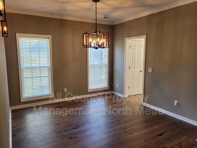 Building Photo - 506 Towne Ridge Way