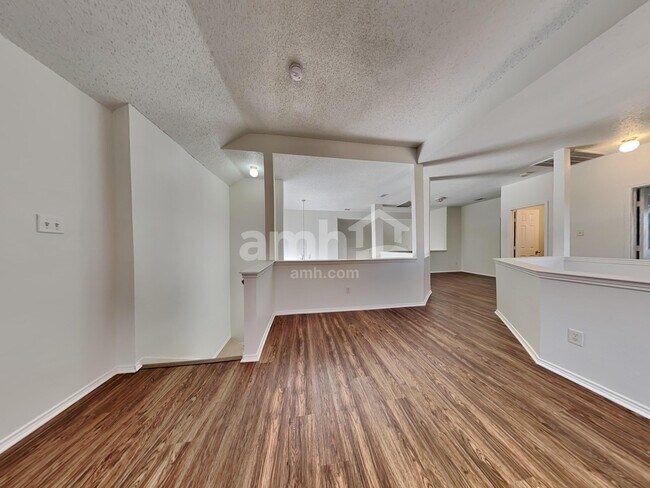 Building Photo - 8200 Dynasty Dr