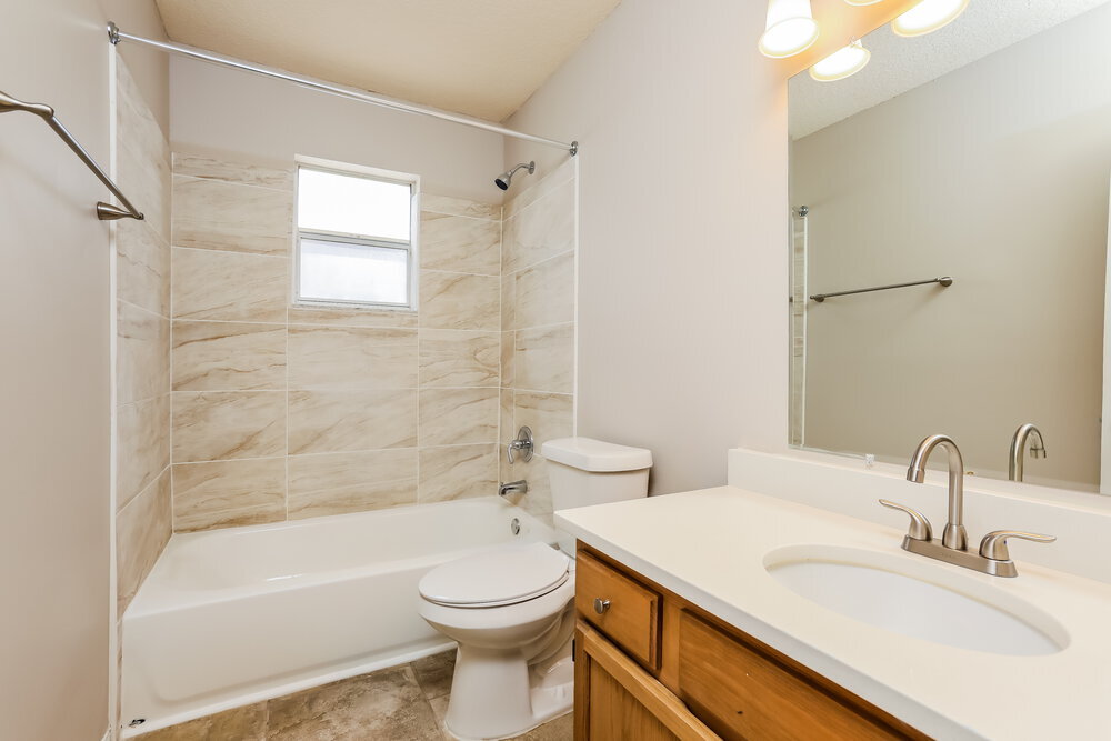 Building Photo - 2523 Dovetail Dr
