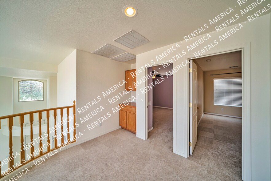 Building Photo - 12920 N Salt Cedar Dr