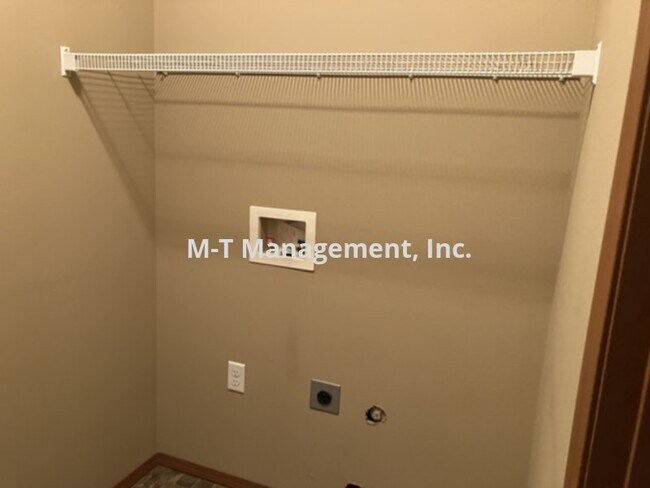 Building Photo - Millwood 3 br/2 bath house + 3 car garage,...