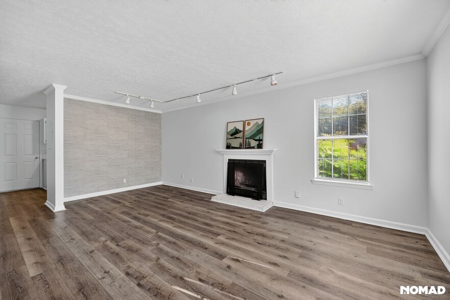 Building Photo - 288 Donna Dr