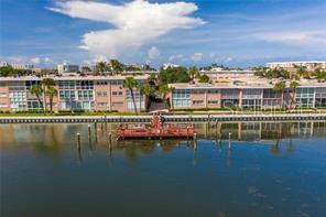 Building Photo - 6111 2nd St E