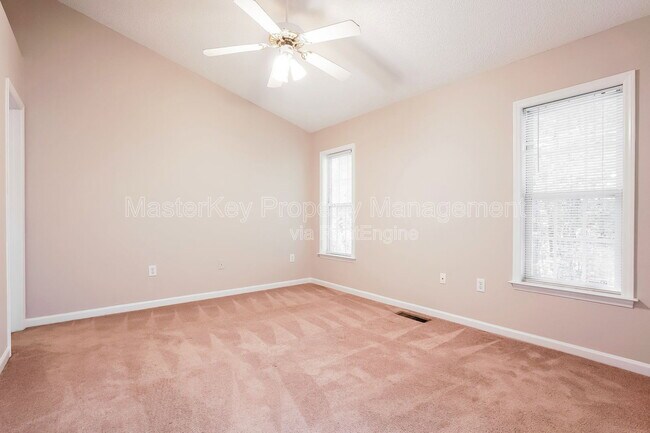 Building Photo - 317 Cross Hill Ln