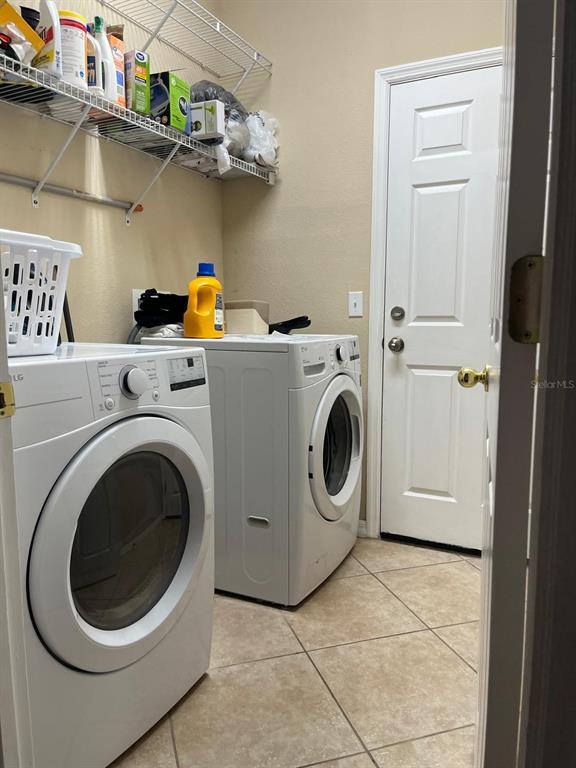 Building Photo - 9985 Cypress Vine Dr