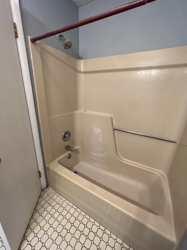 Building Photo - 19 Snowberry Rd