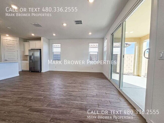 Building Photo - 32483 N Jasper St