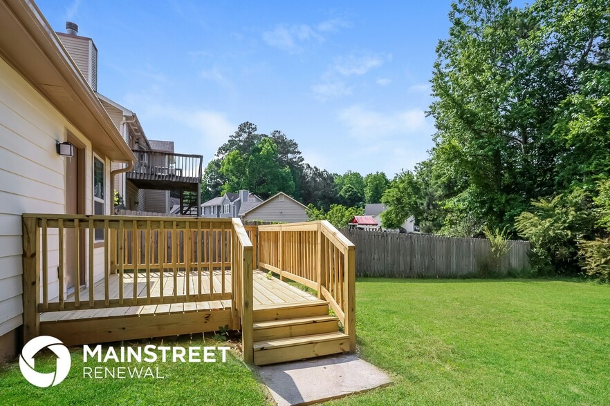 Building Photo - 407 Churchill Ct