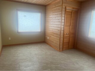 Building Photo - 3715 Beechwood Dr