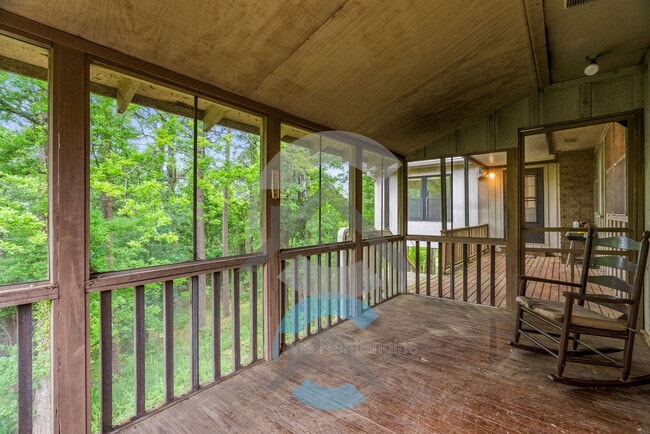Building Photo - 12533 Rivercrest Dr