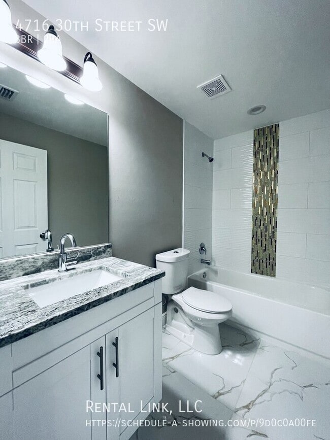 Building Photo - 4716 30th St SW