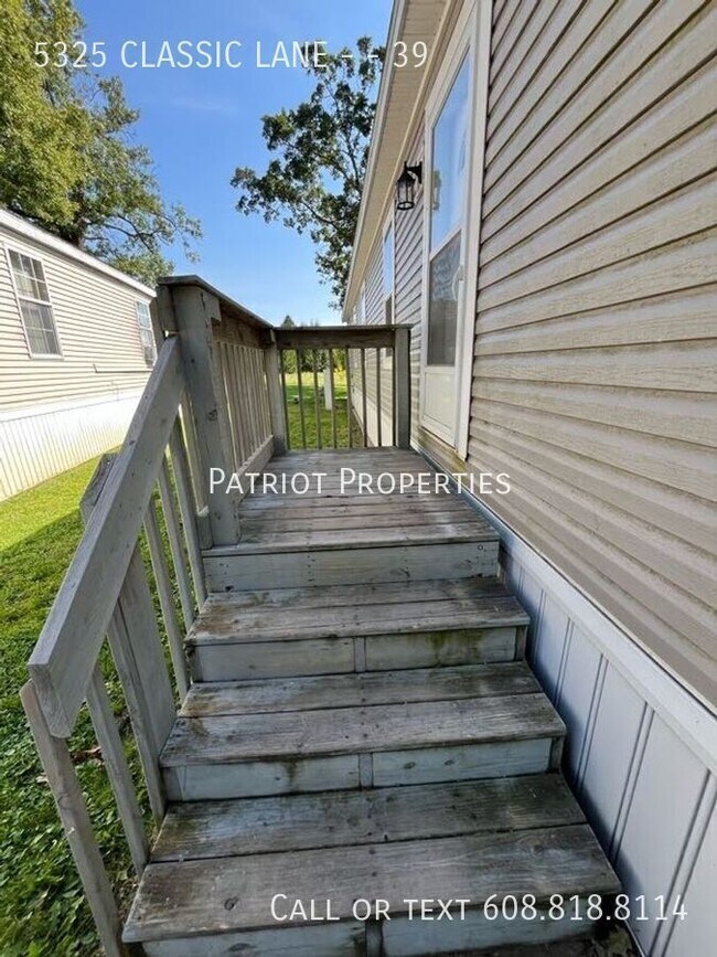 Building Photo - 5325 Classic Ln