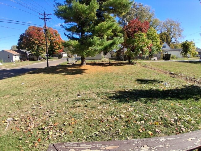 Building Photo - 127 Minnesota-