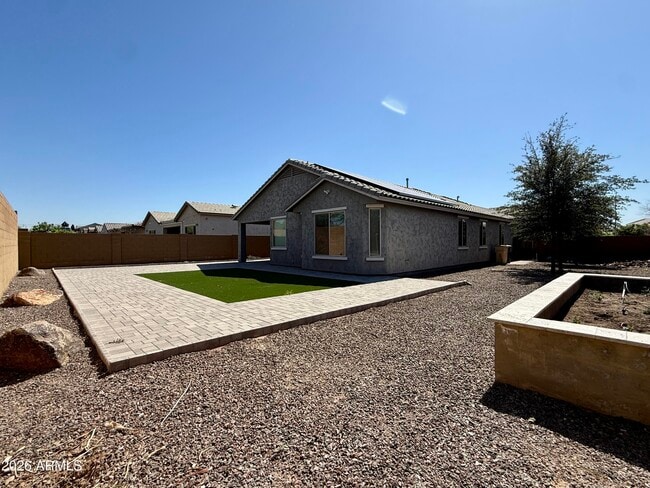 Building Photo - 9464 W Fallen Leaf Ln