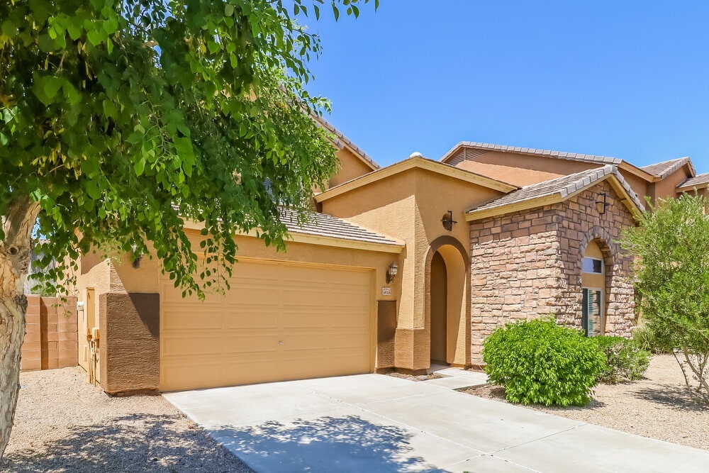 Building Photo - 6512 S 49th Dr