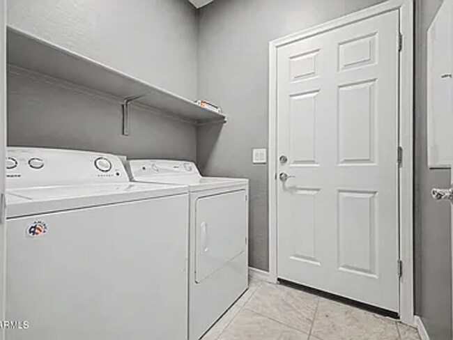 Building Photo - Resort Style Living in Ironwood Crossing!
