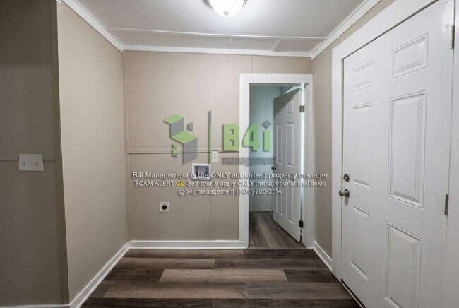 Building Photo - 907 L S Glencamp Way