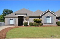 Building Photo - 2206 Wyndgate Dr
