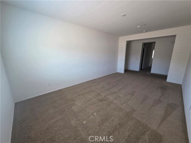 Building Photo - 3253 Quarry Dr