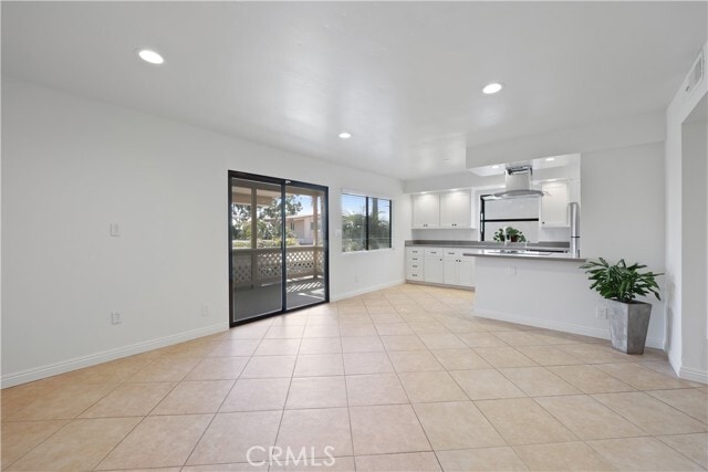 Building Photo - 454 Seaward Rd