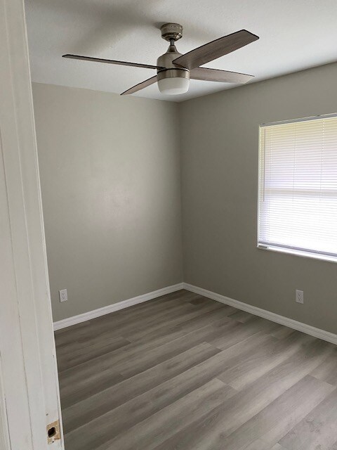 Building Photo - 4130 SE 61st Pl