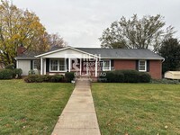 Building Photo - 4 Bedroom-2.5 Bath Brick Home