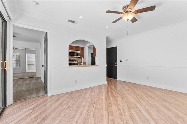 Building Photo - 10655 Lemon Ave