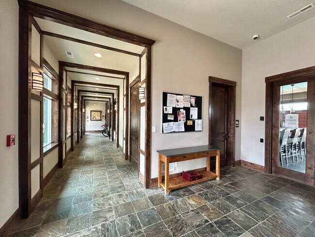 Building Photo - Stunning 2 Bed, 2.5 Bath Craftsman Townhome with Community Amenities!