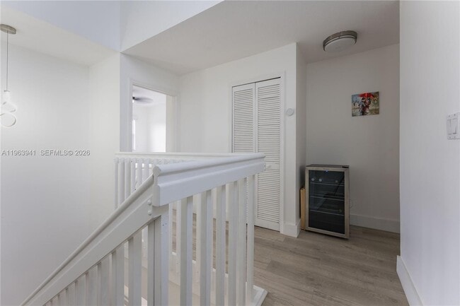 Building Photo - 4243 NW 112th Ct