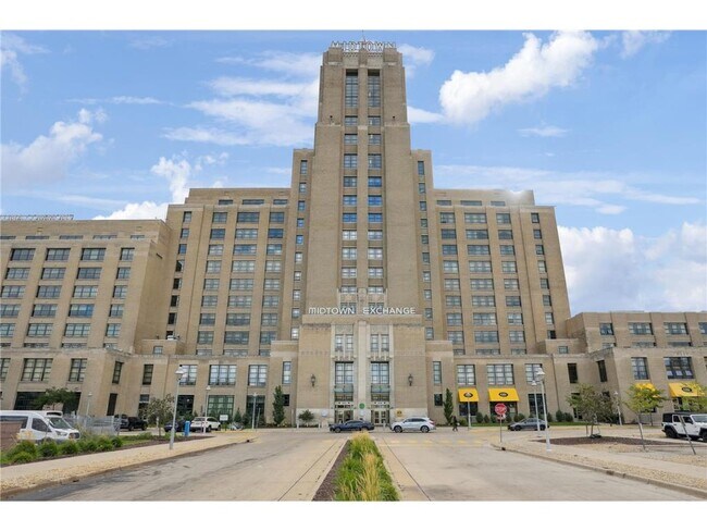 Building Photo - 2929 Chicago Ave