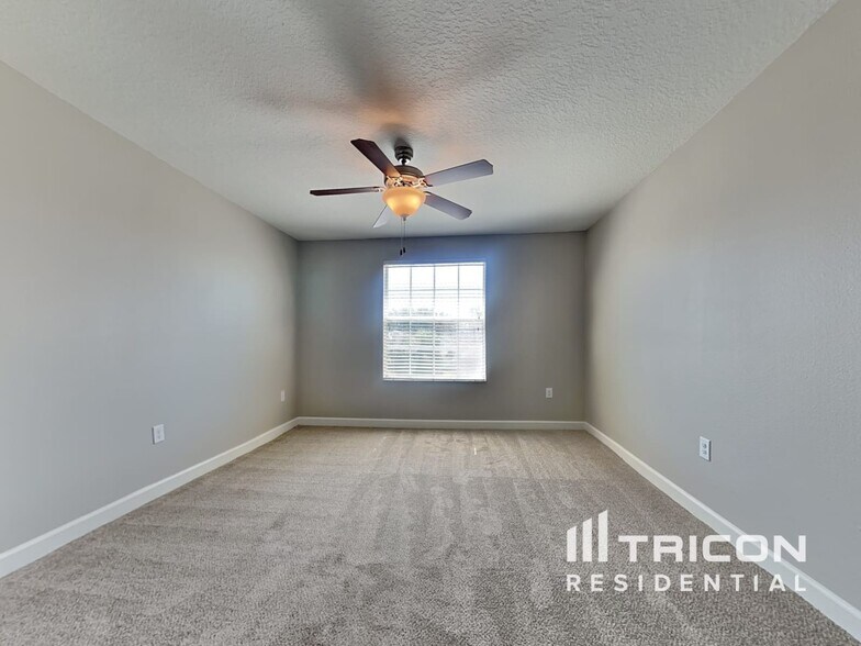Building Photo - 11515 Peru Springs Pl