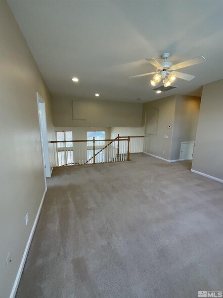 Building Photo - 2847 Falcon Ridge Dr