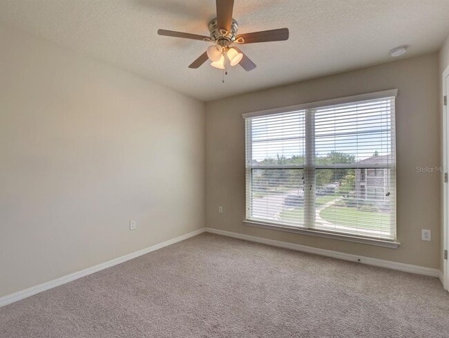 Building Photo - 2566 Amati Dr