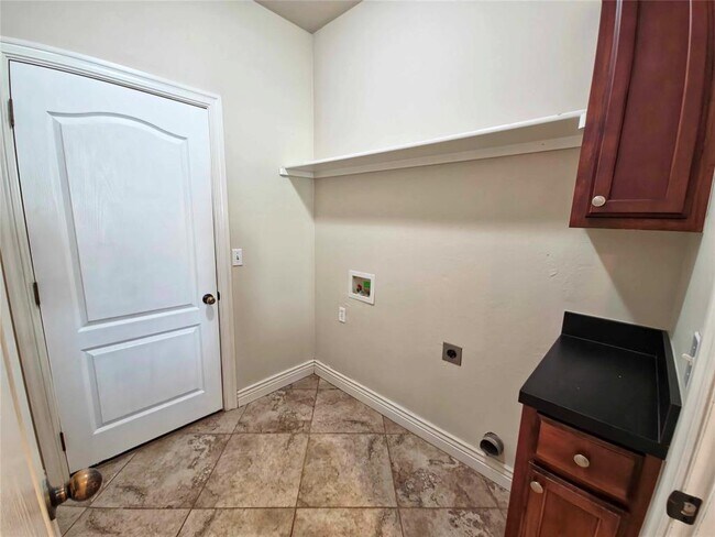 Building Photo - 16008 Bravado Pl