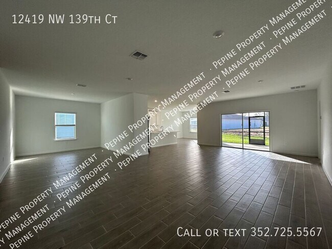 Building Photo - 12419 NW 139th Dr