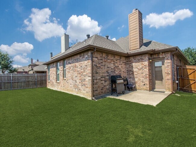Building Photo - 8409 Meadow Sweet Lane
