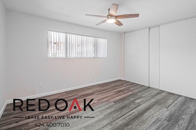 Building Photo - 615 Erie St